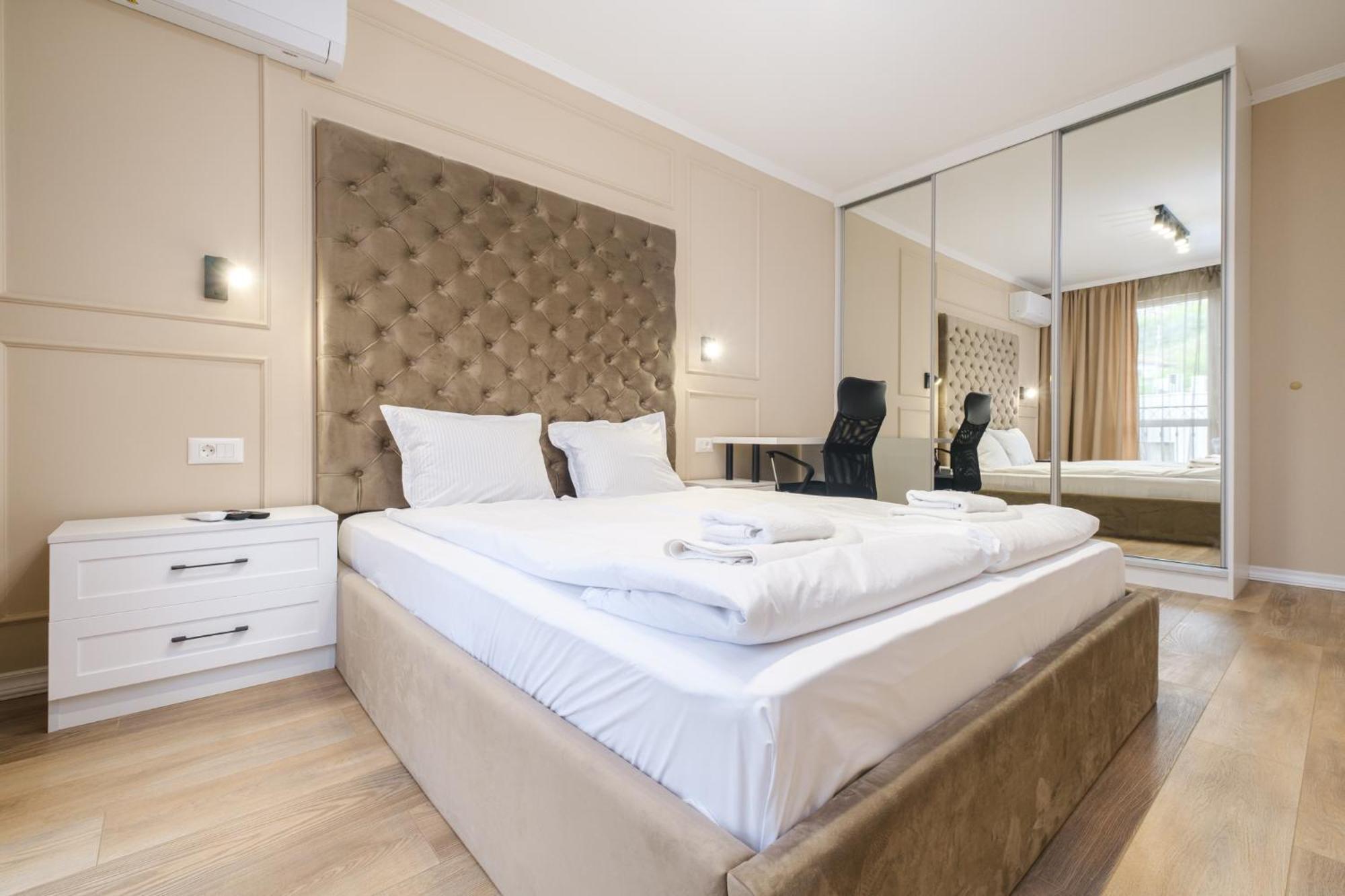 Bright & Spacious With Free Parking Apartament Płowdiw