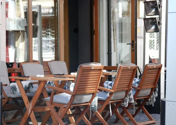 Bright & Spacious Central Plovdiv Apartments With Free Parking