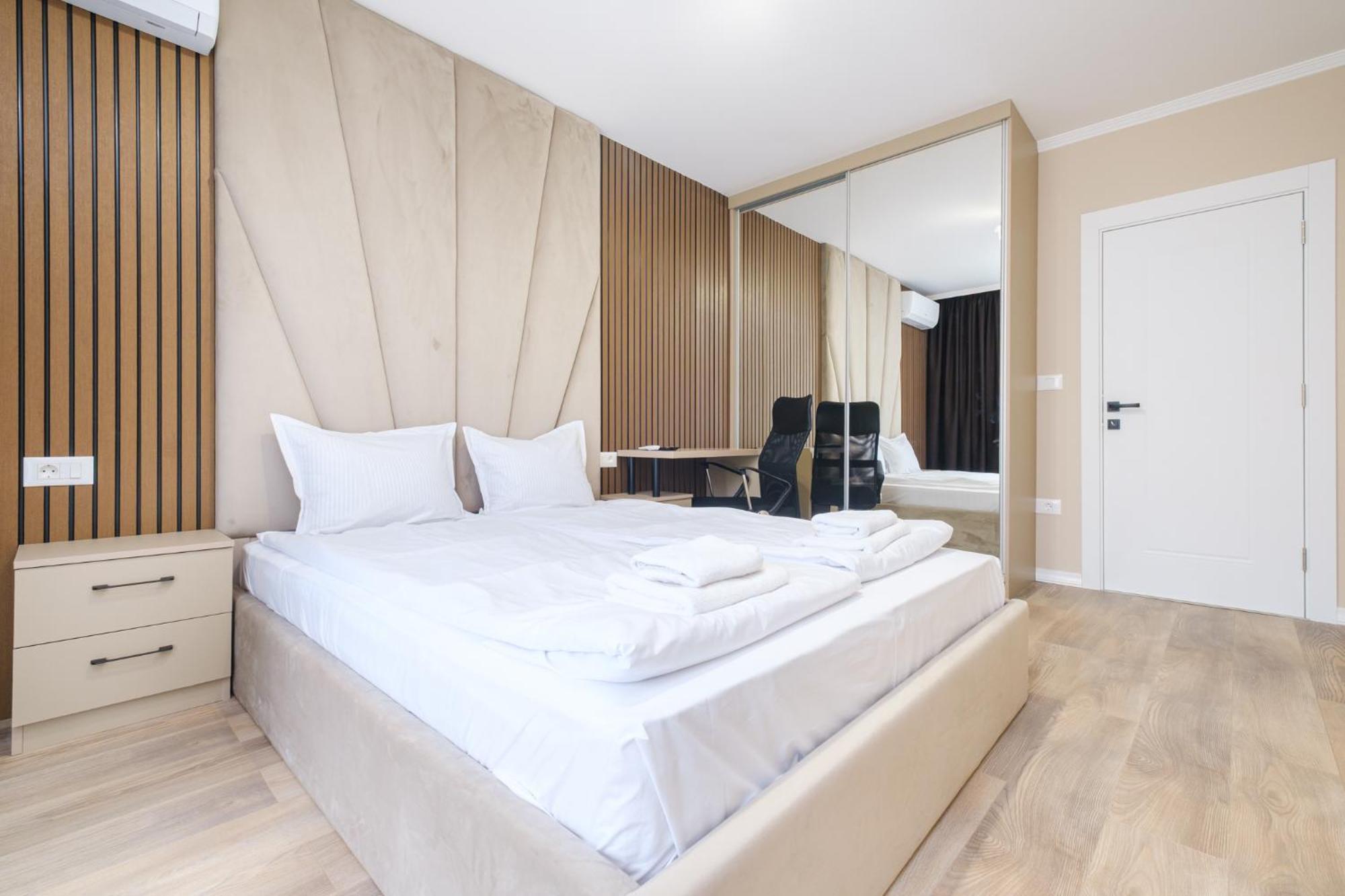 Bright & Spacious With Free Parking *